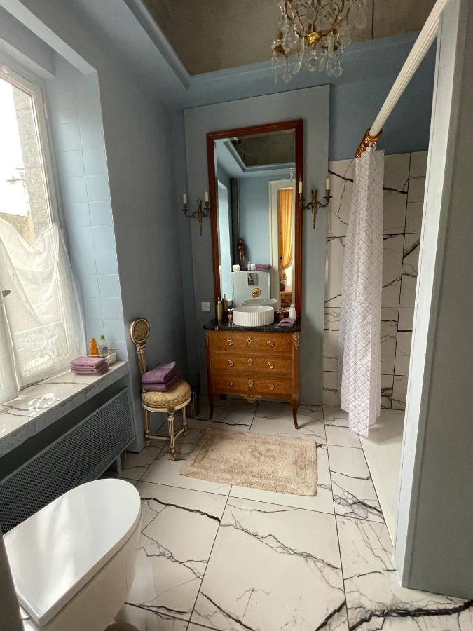 Maison D'Hercule Mayenne Bagian luar foto