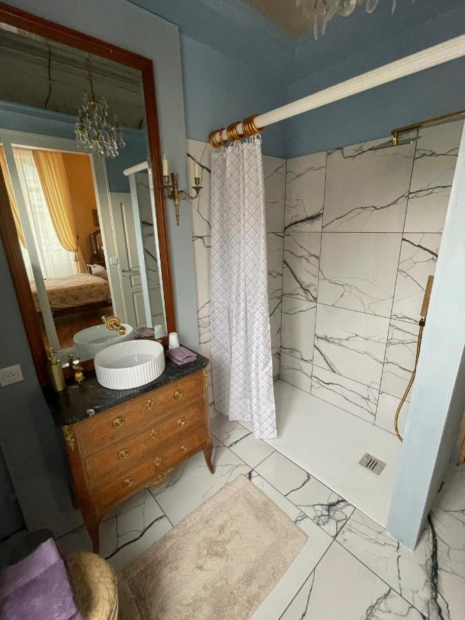 Maison D'Hercule Mayenne Bagian luar foto